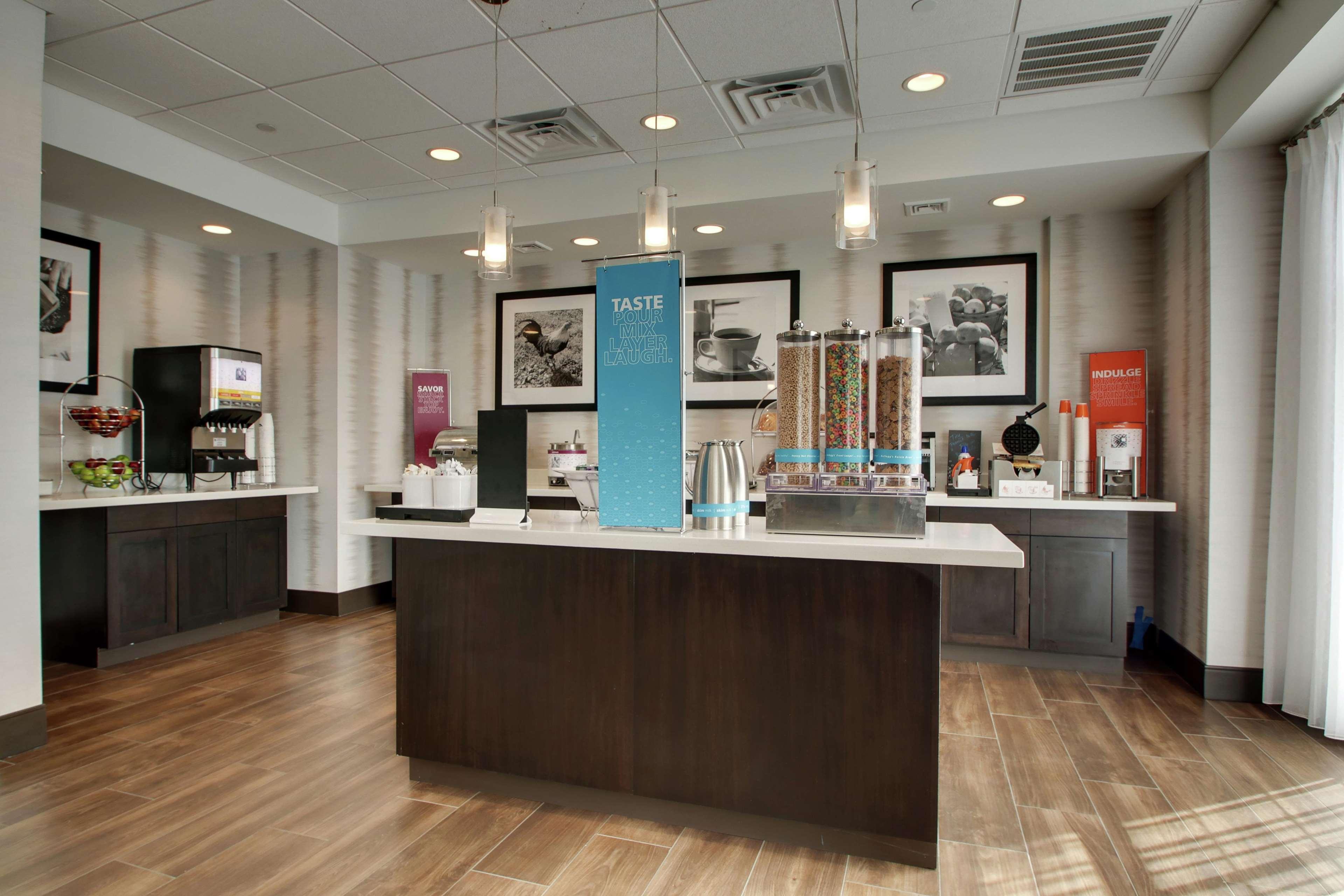 Hampton Inn-Pawtucket, Ri Extérieur photo